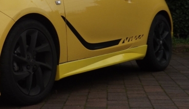 Preview: Satz Seitenschweller passend für Opel Adam