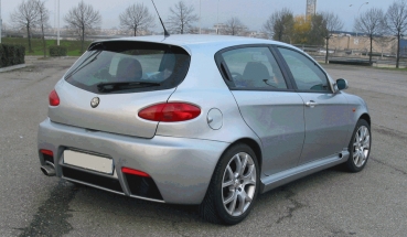 Preview: Satz Seitenschweller passend für Alfa 147 5trg. nicht GTA