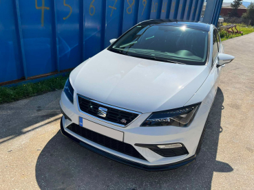Preview: Frontspoiler passend für Seat Leon Cupra und FR 2017-2020 in GLANZ SCHWARZ