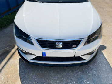 Preview: Frontspoiler passend für Seat Leon Cupra und FR 2017-2020 in GLANZ SCHWARZ