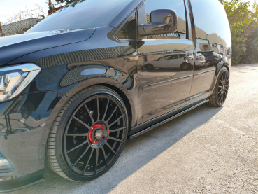 Preview: Seitenschweller passend für VW Caddy 2015-2021 in GLANZ SCHWARZ