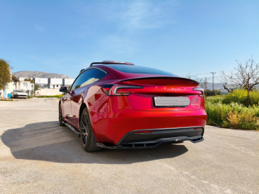 Preview: Heckdiffusor passend für Tesla Model 3 Highland 2023- in GLANZ SCHWARZ