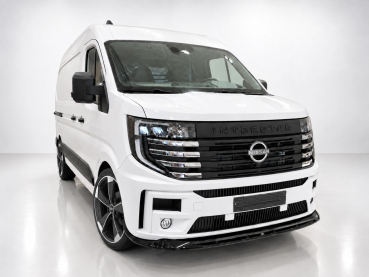 Frontspoiler passend für Renault Master und Nissan Interstar 2024- in GLANZ SCHWARZ