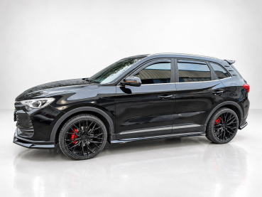 Seitenschweller passend für MG ZS 2024- in GLANZ SCHWARZ