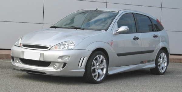 Front Stoßstange vorne Frontschürze passend für Ford Focus