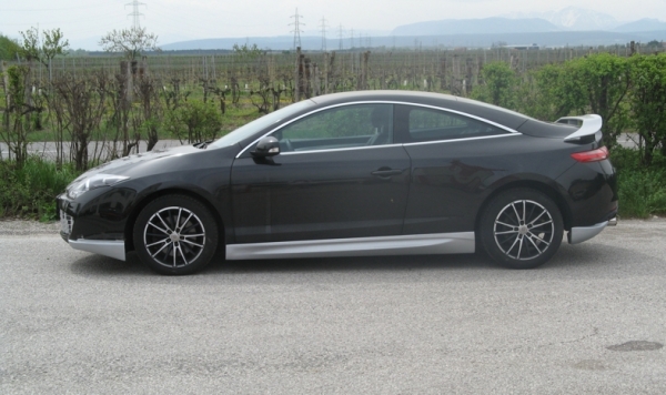 Satz Seitenschweller passend für Renault Laguna Coupe