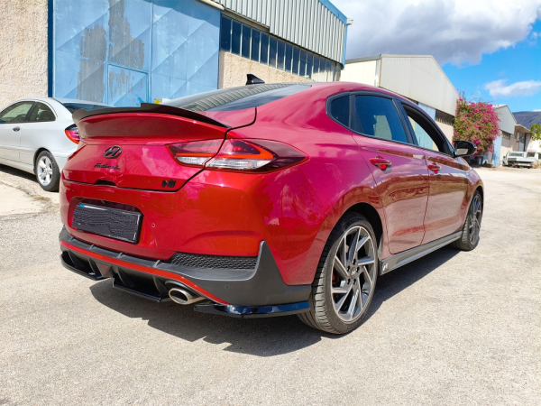 Heckdiffusor passend für Hyundai i30 Fastback N-Line 2020- in GLANZ SCHWARZ