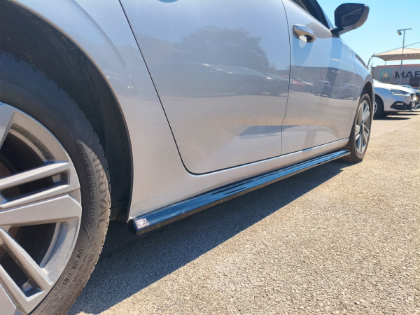 Seitenschweller passend für Peugeot 308 SW III 2021- in GLANZ SCHWARZ