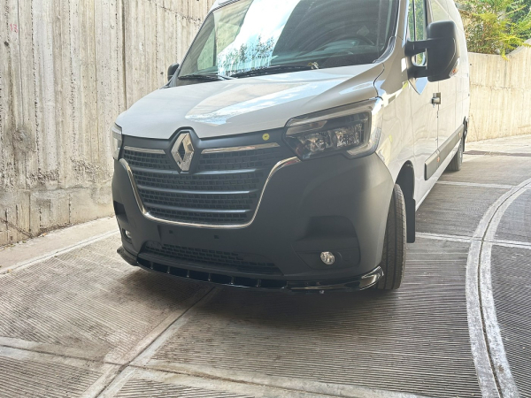 Frontspoiler passend für Renault Master 2019-2024 in GLANZ SCHWARZ