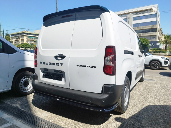 Heckdiffusor Länge L2 passend für Peugeot Partner 2018- und Citroen Berlingo 2018- und Opel Combo E 2018- in GLANZ