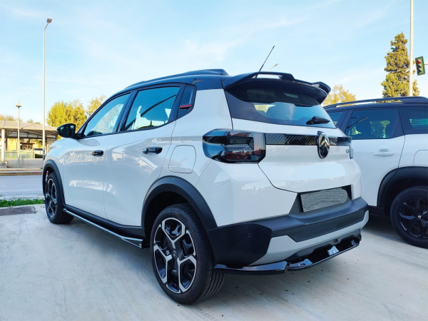 Heckdiffusor passend für Citroen C3 2024- in GLANZ SCHWARZ