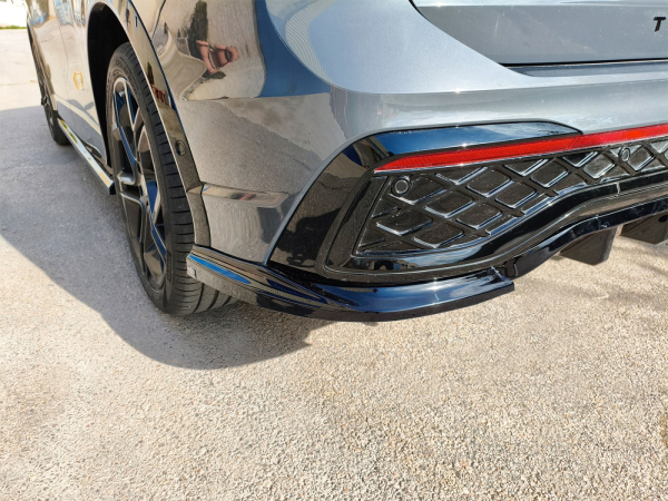 Heckschürzenecken passend für VW Tiguan R-Line 2024- in GLANZ SCHWARZ