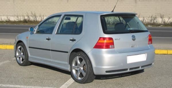 Heck Stoßstange hinten Heckschürze passend für VW Golf IV